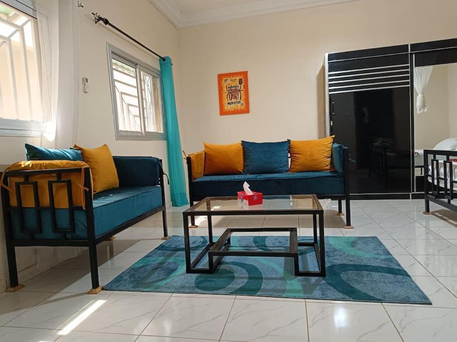 Studio Meuble Diass Екстериор снимка