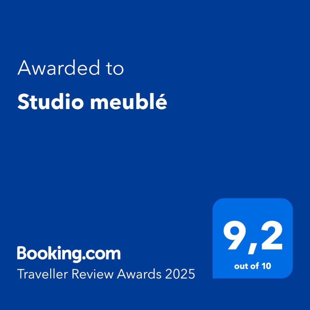 Studio Meuble Diass Екстериор снимка